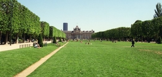 Champ De Mars Campo Di Marte Giardini E Parchi A Parigi