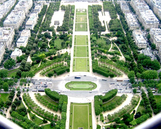 Champ De Mars Campo Di Marte Giardini E Parchi A Parigi