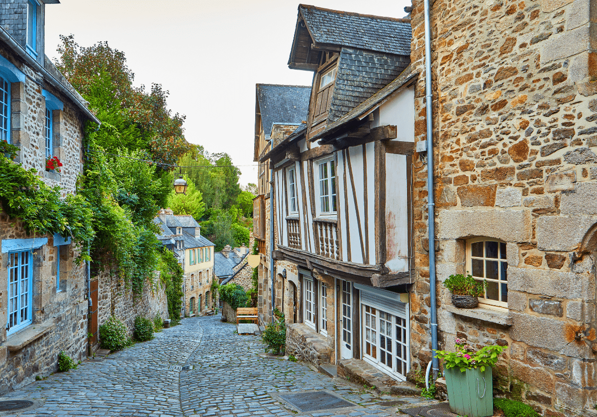 Dinan © Canva