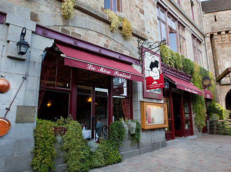 Hotel La Mere Poulard intramuros Mont Saint-Michel