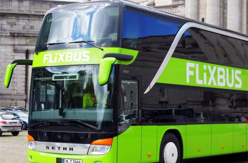 Flixbus collega Parigi con Mont Saint-Michel