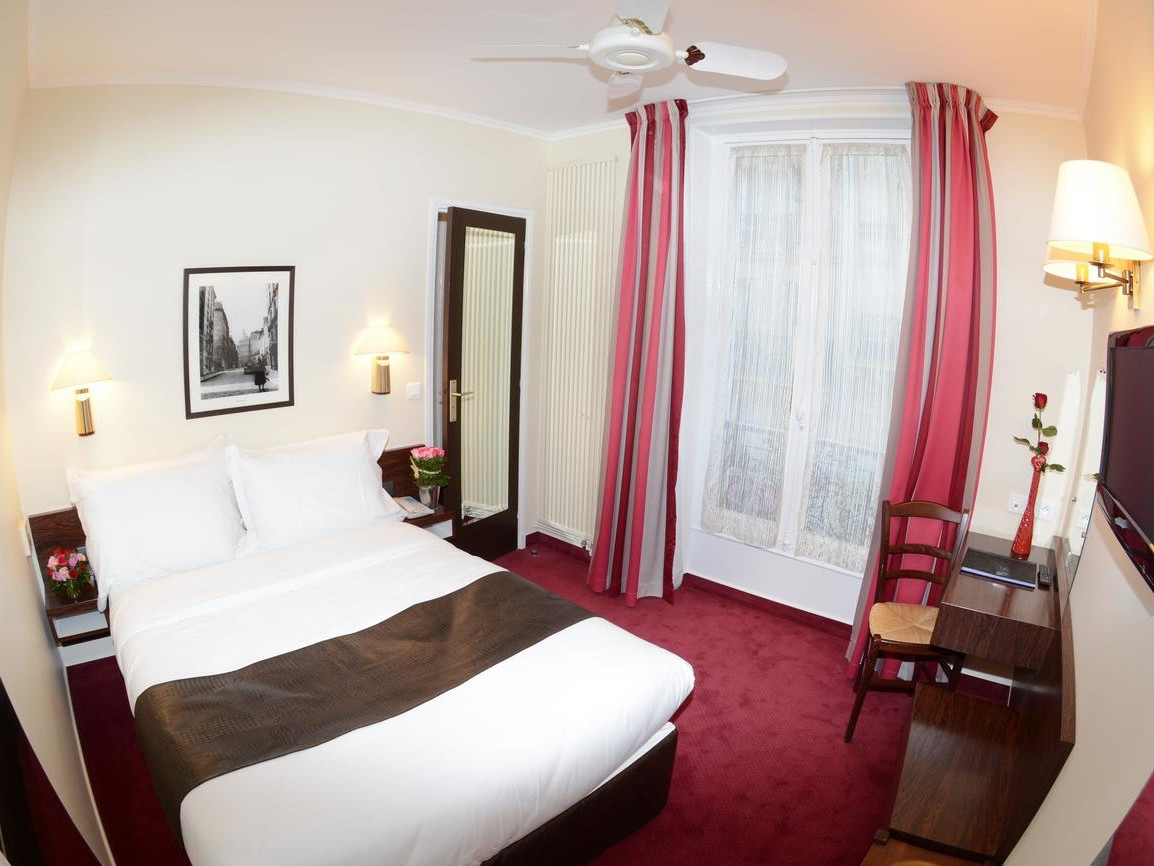 Hotel du College de France 2* Parigi