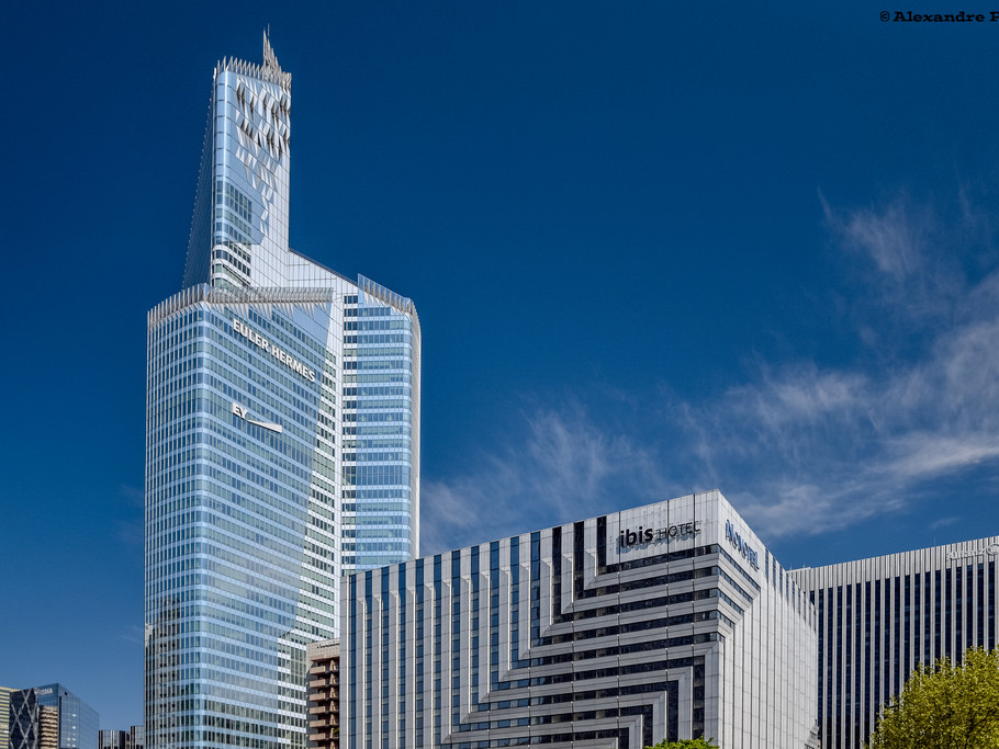Tour First La Défense - © photo via flickr.com