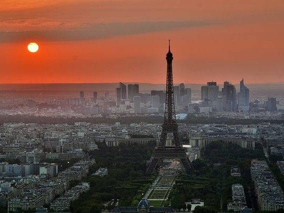 La Défense al tramonto - © photo via pixabay.com