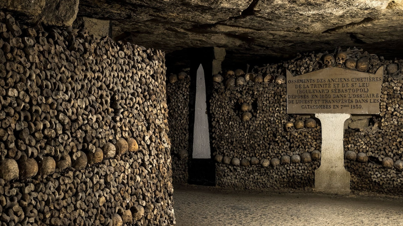 © photo via catacombes.paris.fr