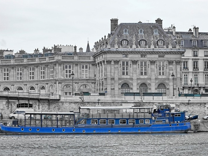 Quais de Seine - Photo by Christophe Mouton ©