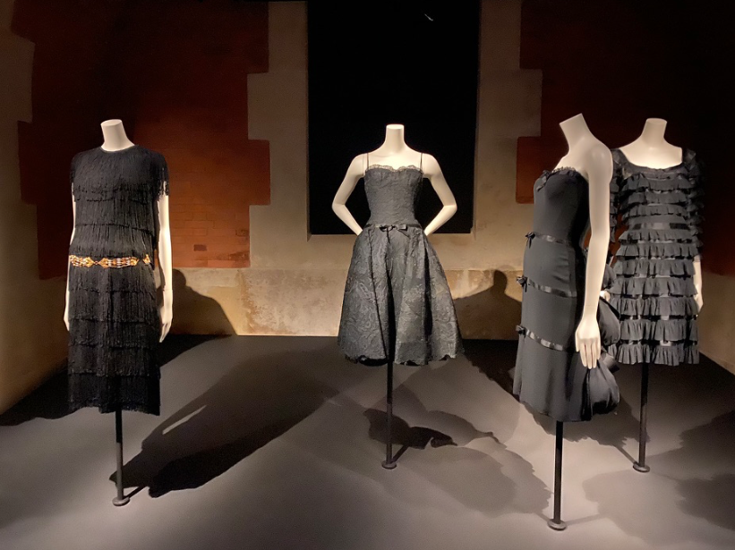 Mostra Su Coco Chanel Al Palais Galliera Di Parigi