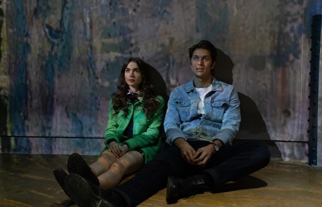 Atelier des Lumières Emily in Paris © Stéphanie Branchu Netflix