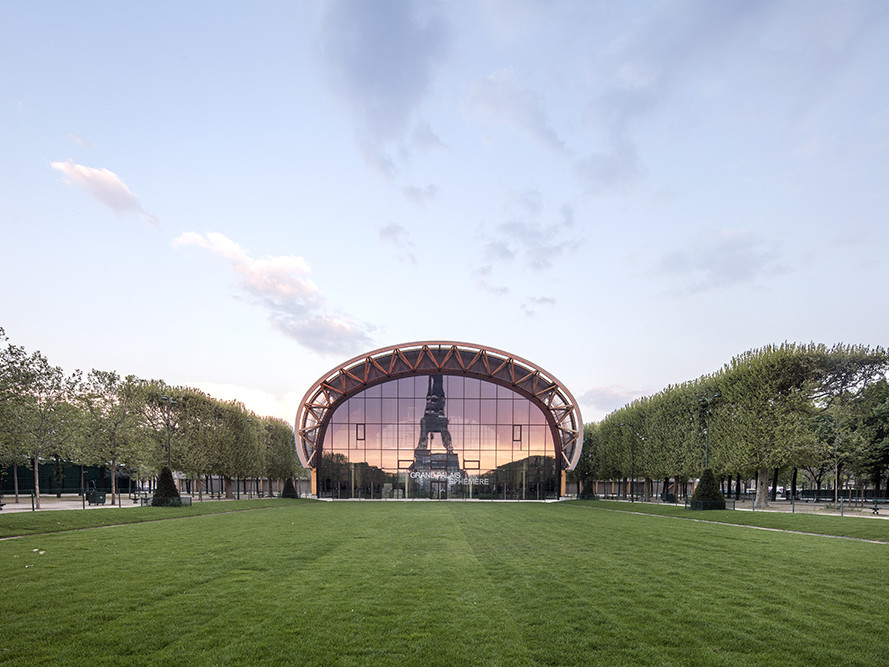 Le Grand Palais Éphémère © Collection Rmn - Grand Palais © Patrick Tourneboeuf - Tendance Floue