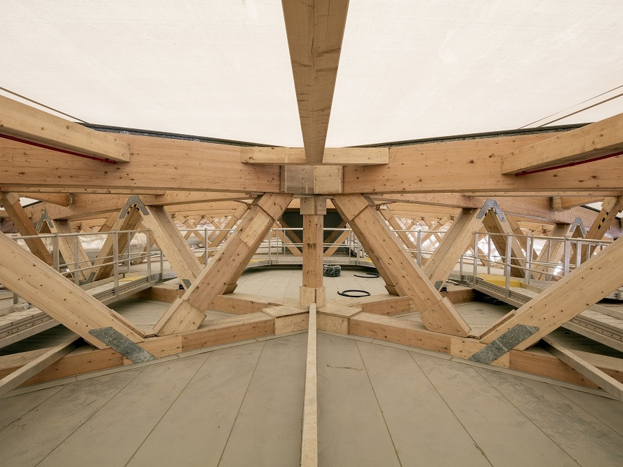 Le Grand Palais Éphémère © Collection Rmn - Grand Palais © Patrick Tourneboeuf - Tendance Floue