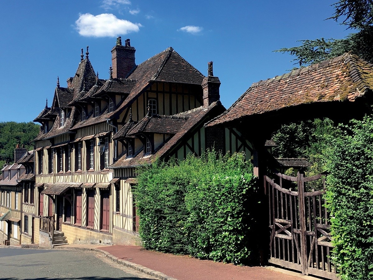 Lyons-la-Forêt © Les Plus Beaux Villages de France