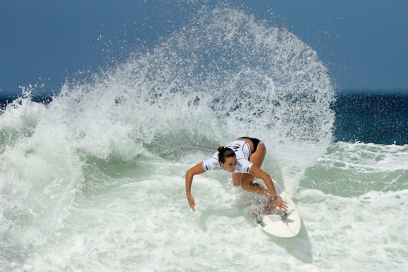 Surfing © Paris 2024