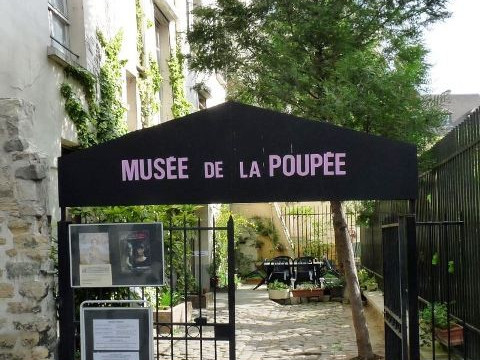 Museo della Bambola