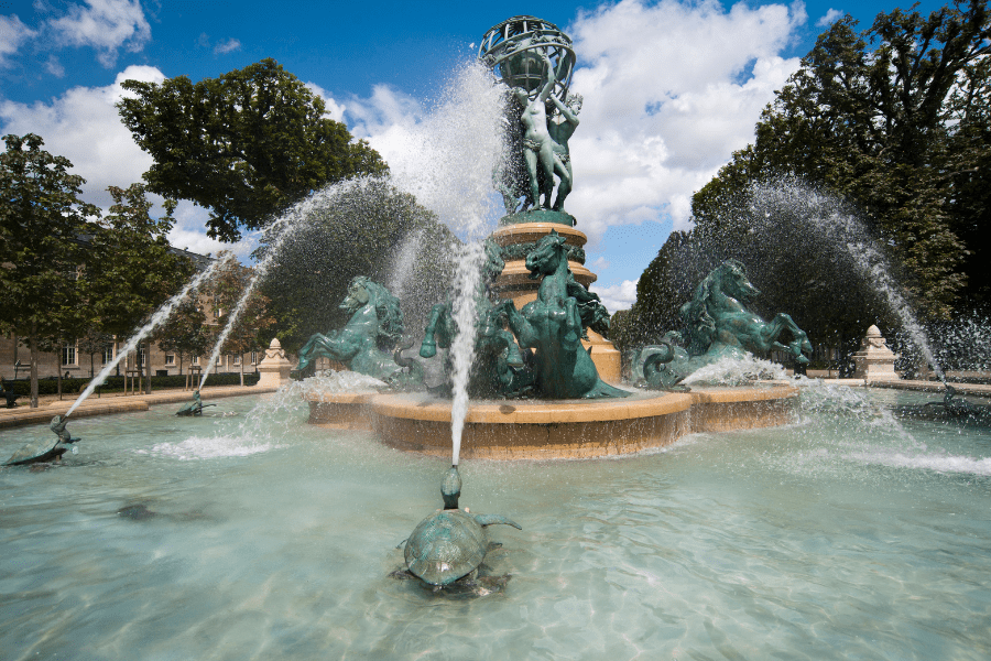 Fontaine des Quatre-Parties-du-Monde © Canva