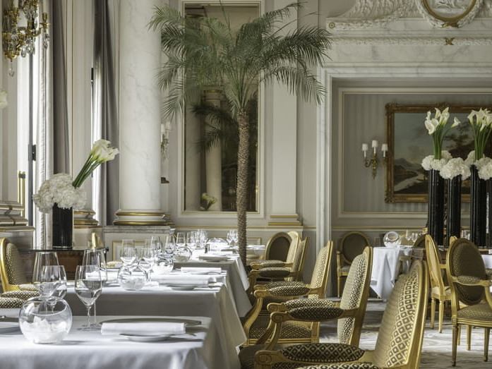 © Le Cinq Four Seasons Hotel George V