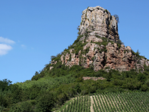 © Canva- Roche de Solutré