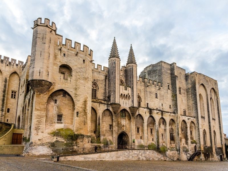 Palais des Papes Avignone © Canva