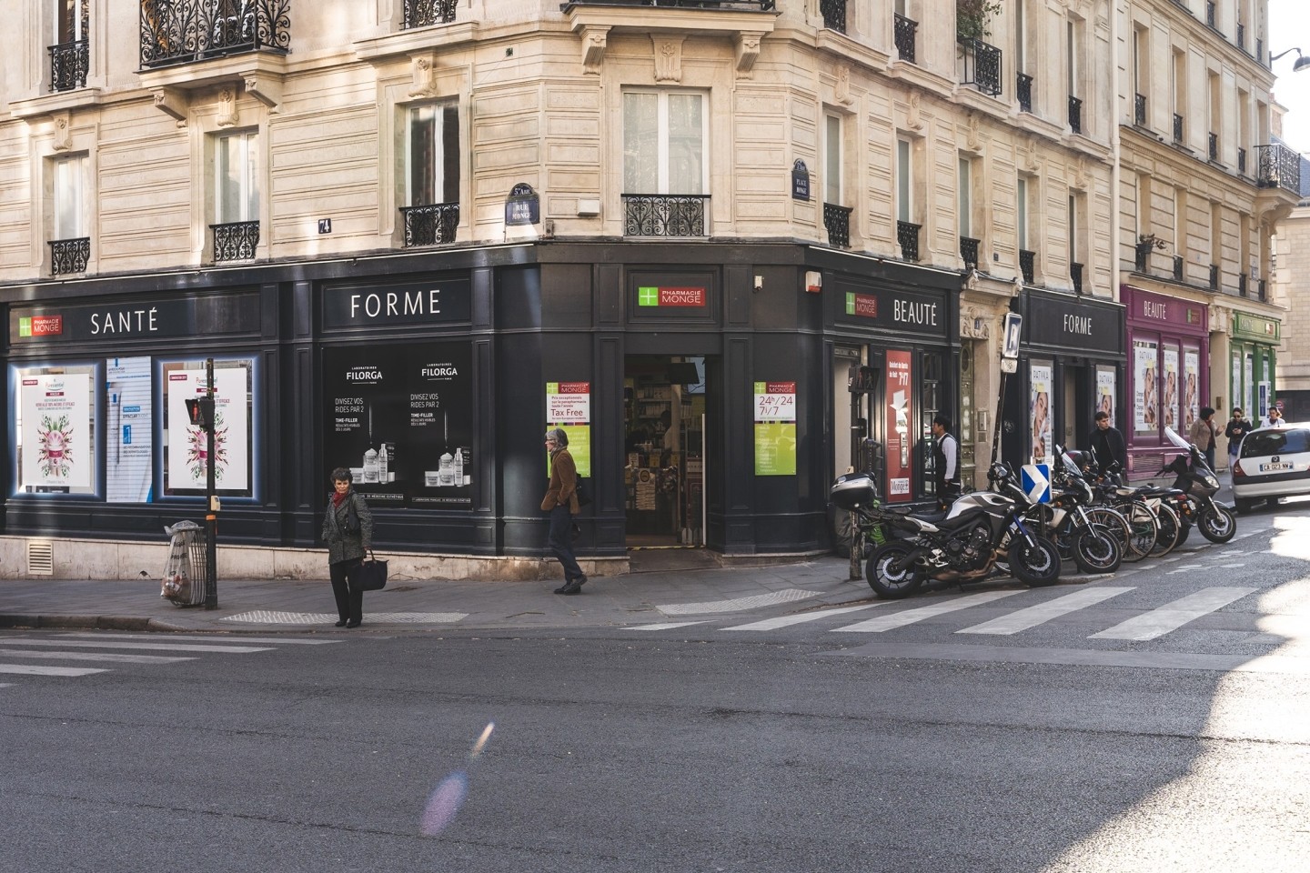 © Pharmacie Monge Facebook