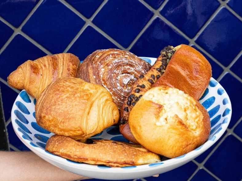 © Ernest & Valentin