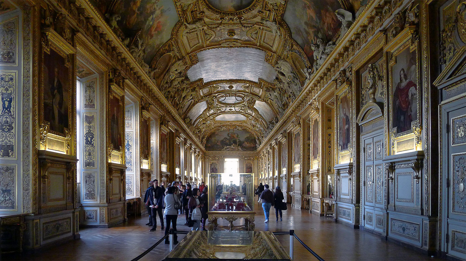 galerie d'Apollon Louvre - © Wikipedia Commons