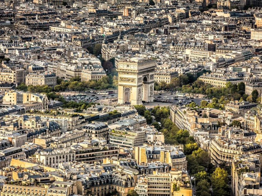 Arco di Trionfo Parigi © Canva