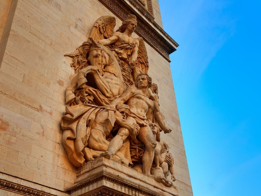 Arco di Trionfo Parigi © Canva
