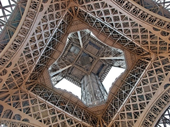 Tour Eiffel - Photo by Christophe Mouton ©