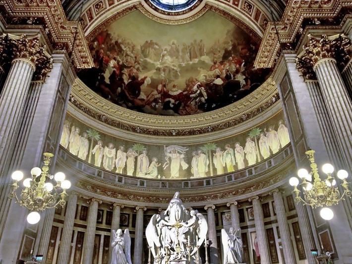 Madeleine Paris - Photo by Christophe Mouton ©