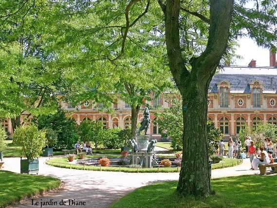 Le Jardine de Diene - Fontainebleau