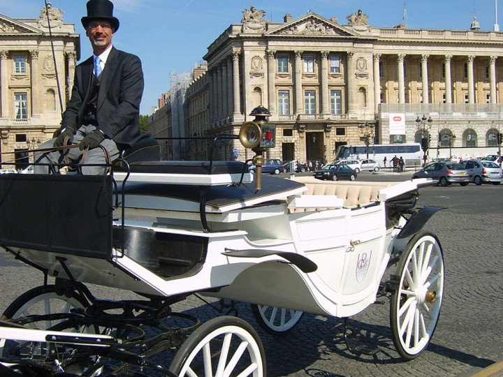 Giro romantico in carrozza a Parigi