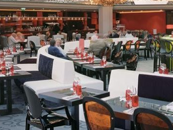 Brasserie Printemps Paris