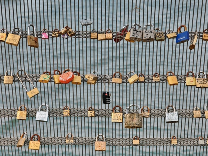Quais de Seine - Photo by Christophe Mouton ©
