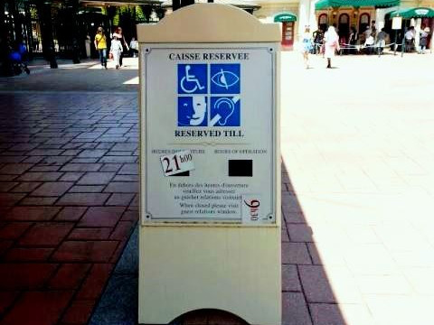 cassa dedicata Disneyland Paris