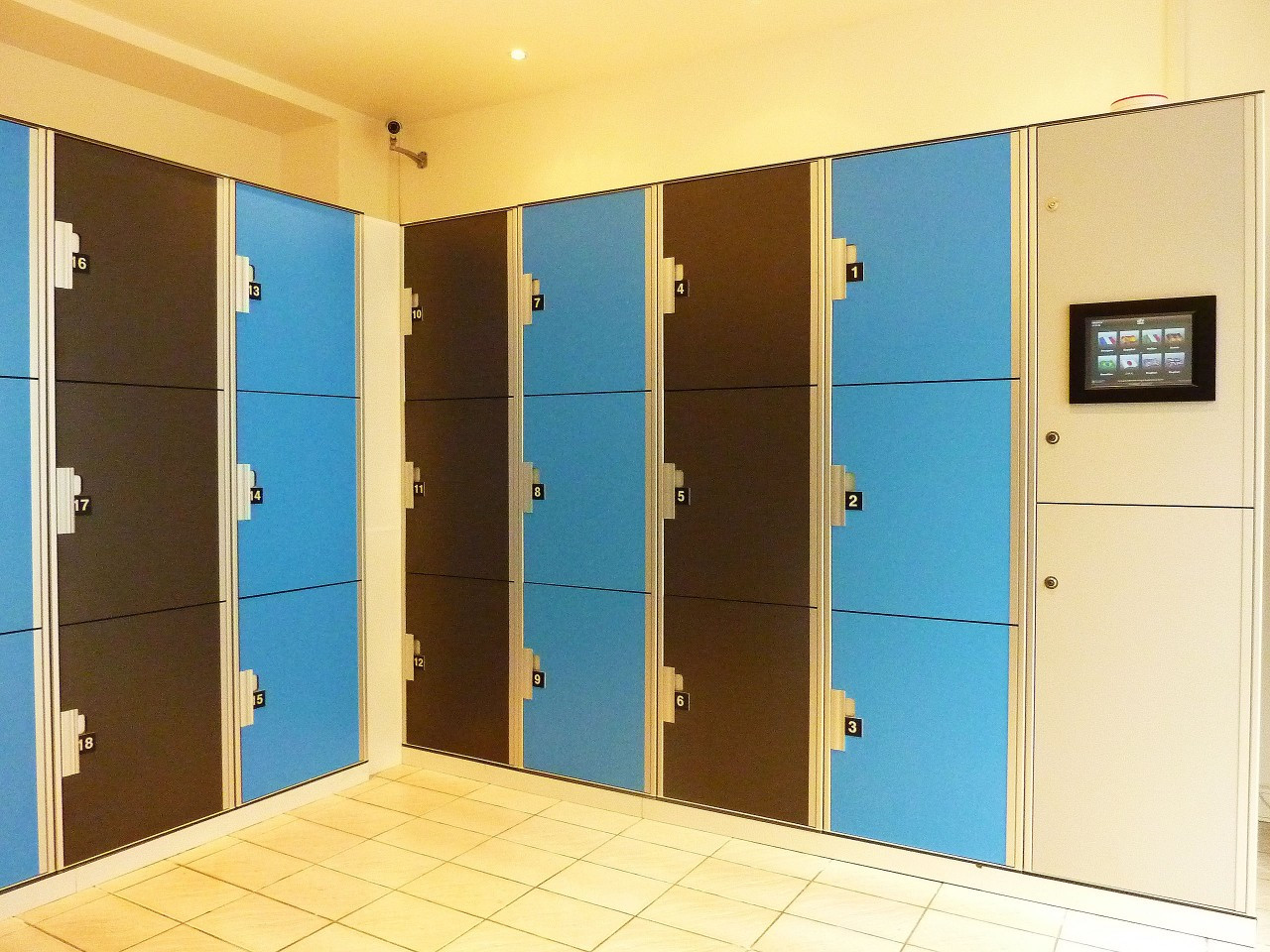 Шкафчики Metro Locker