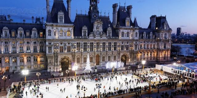 Pista di pattinaggio all'Hotel de ville