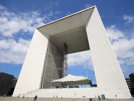 Il Grande Arco de La Défense a Parigi - Informazioni Turistiche 