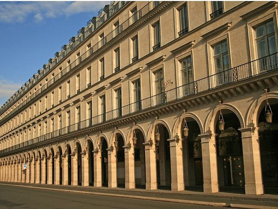 Rue de Rivoli, importantissima strada di Parigi - Informazioni