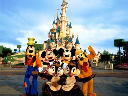 Video su Disneyland Parigi: informazioni e principali attrazioni