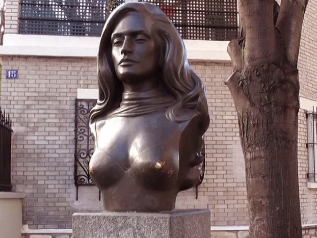 Il luoghi di Dalida a Parigi - la casa, la statua e la tomba della cantante