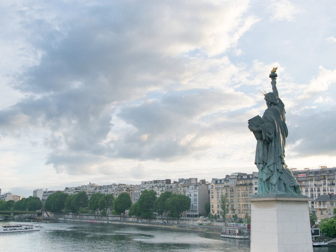 Statua della Libert&agrave; a Parigi: dove si trova e perch&eacute; esiste una copia