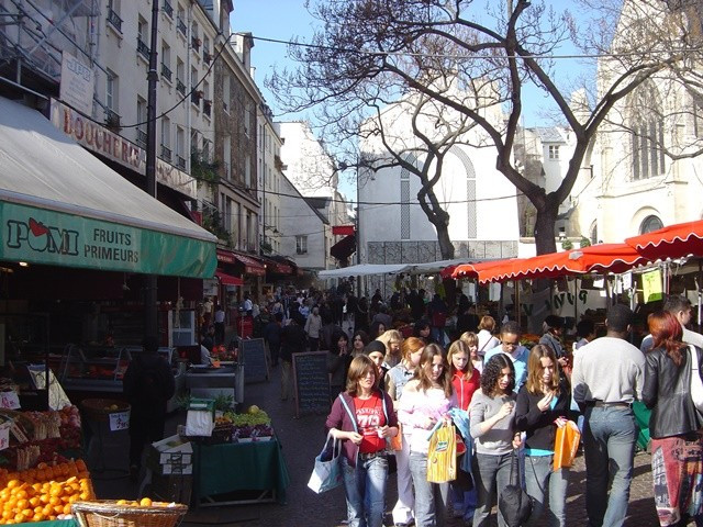 Rue Mouffetard, una delle vie più pittoresche di Parigi - Parigi.it