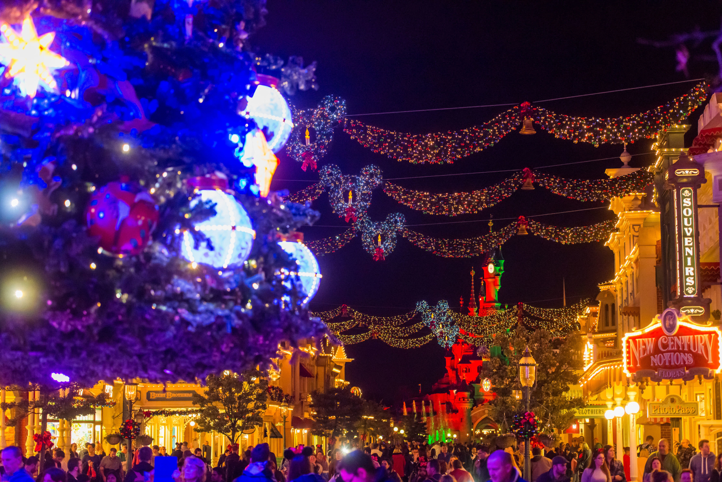 Natale 18 A Disneyland Paris Eventi Parate Biglietti Parigi It